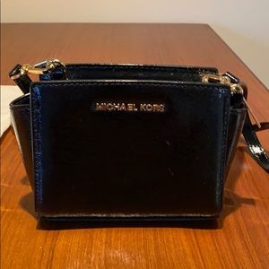 Pre - owned Michael Korda Purse